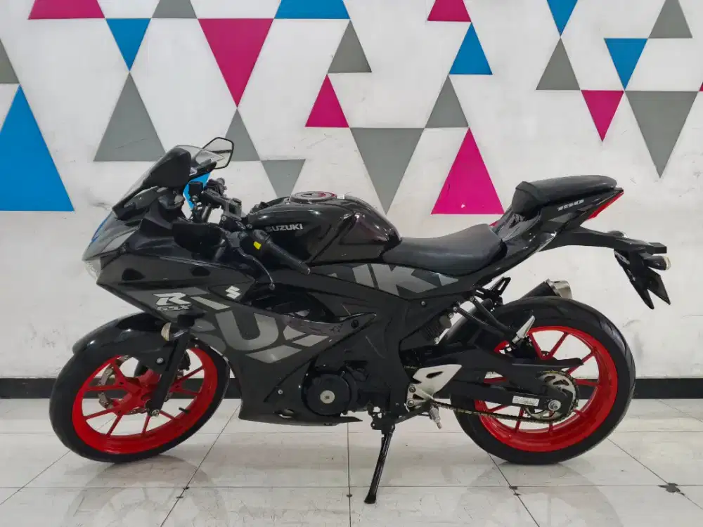 Gsx R tahun 2021