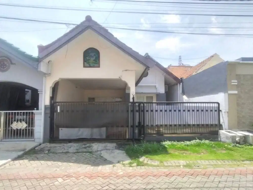 Dijual Lelang Rumah Hitung Tanah di Perum Araya Tahap 2 Surabaya Timur
