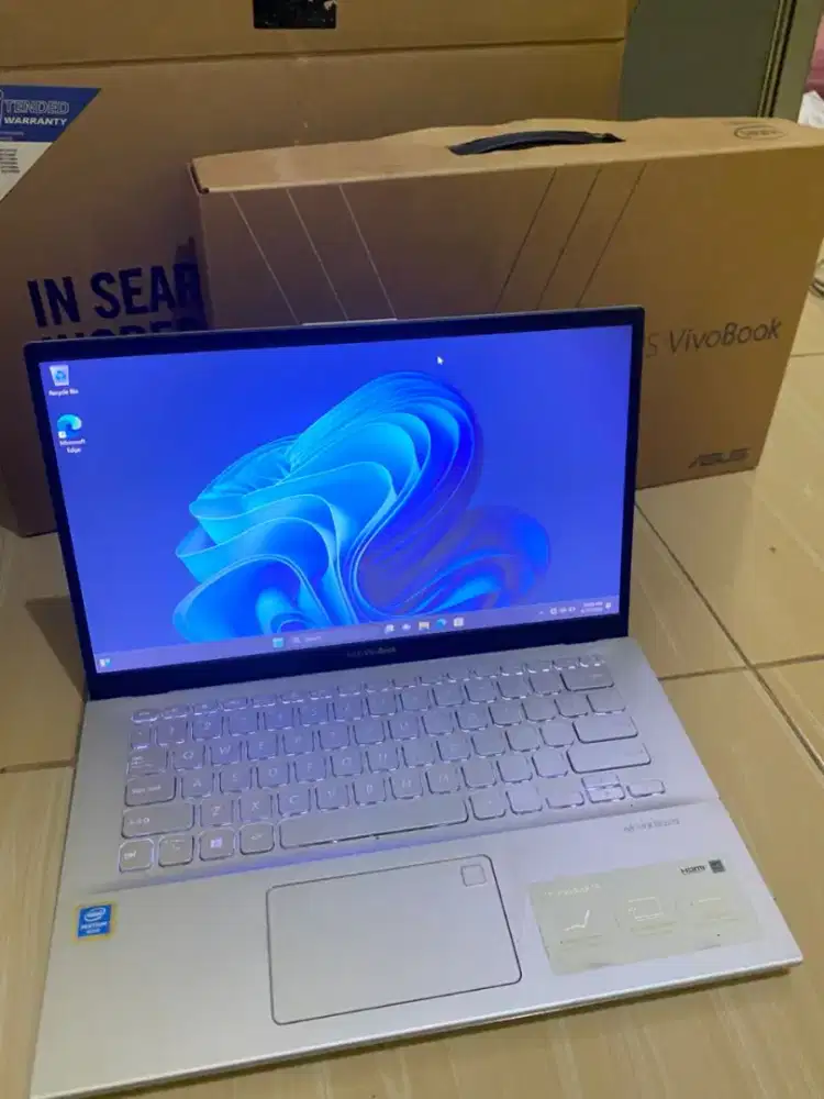 Asus vivobook,fullset .