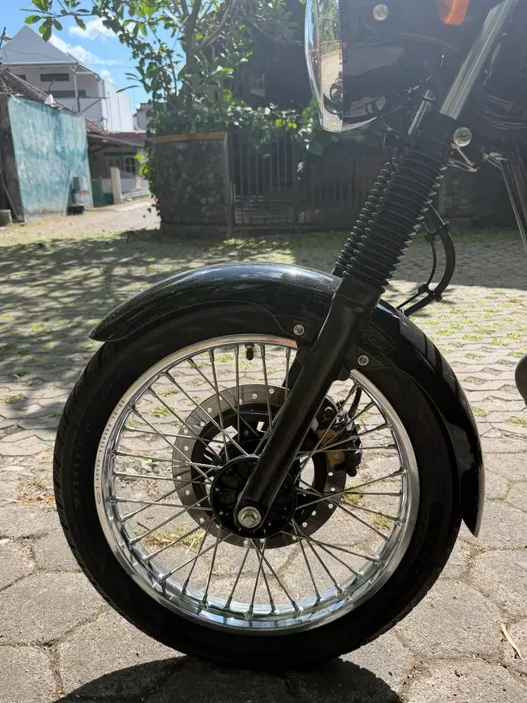 kawasaki W175L injeksi ABS 2024