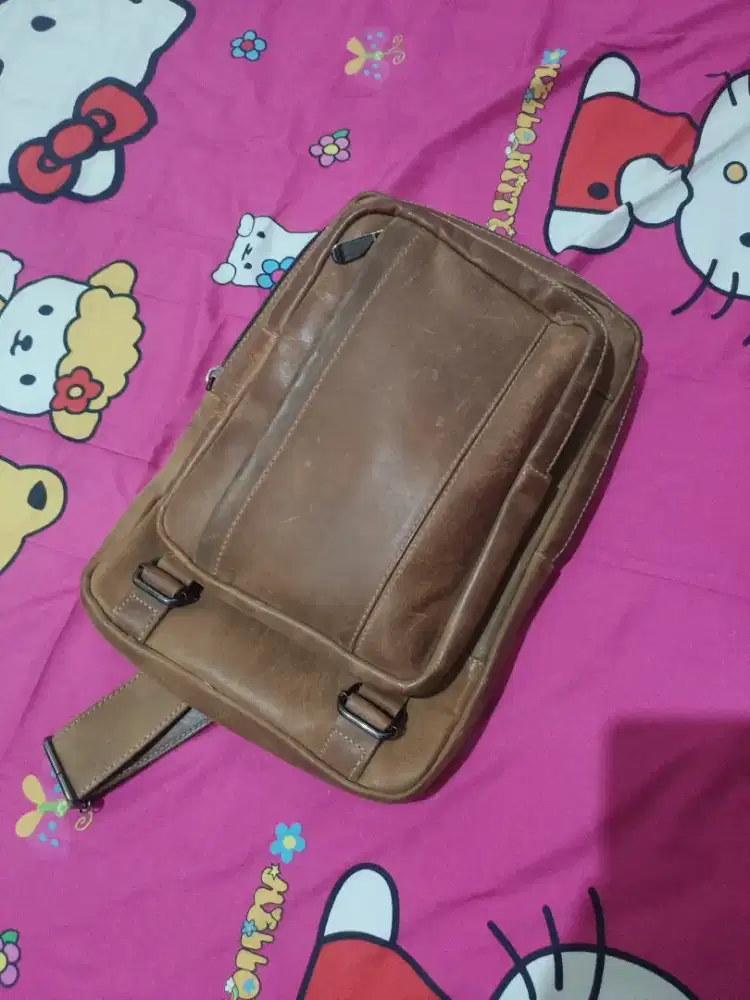 Tas slempang kulit asli reven ammar