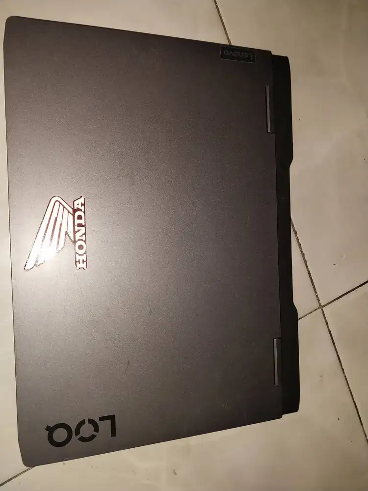 Lenovo LOQ 15APH-8