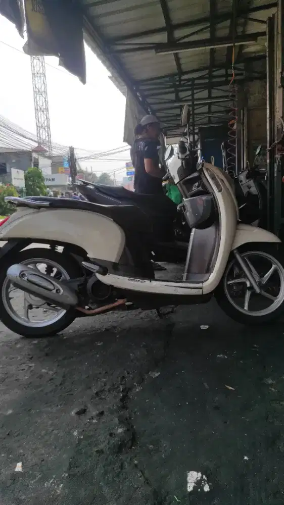Honda scoopy 2013 kondisi baik