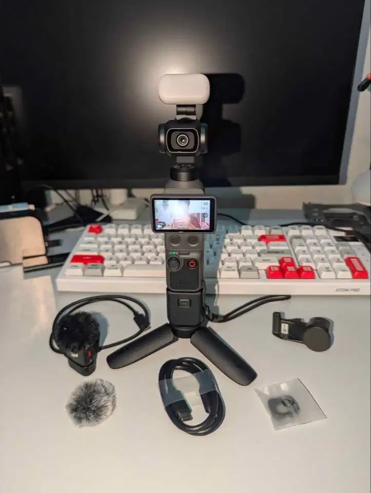 DJI POCKET 4 (CREATOR COMBO) - baru 2 Minggu pakai