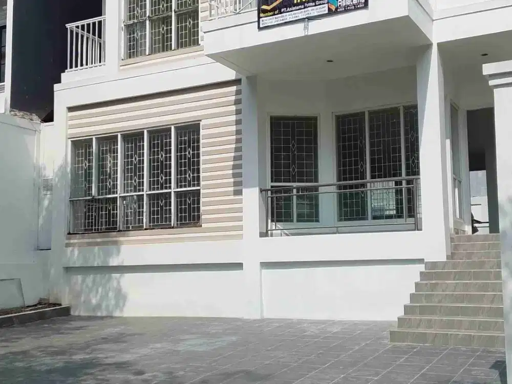 TOP Markotop,Hot Deal . Di jual Rumah Di Cluster BANYAK Rumah Artis  .