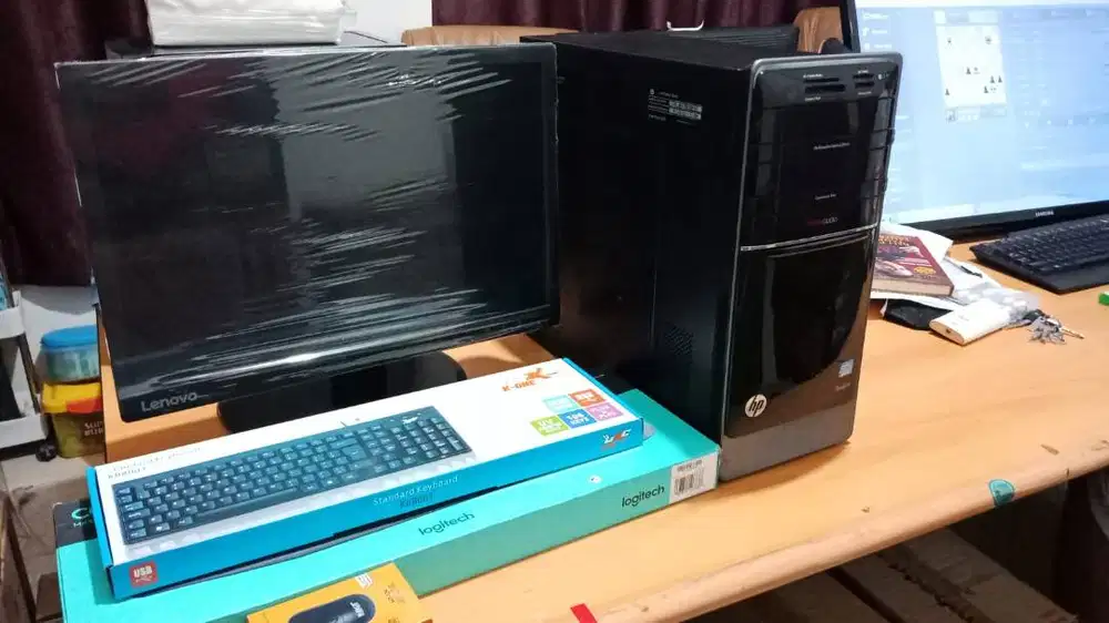 Komputer lengkap siap pakai intel core i3 gen4 barang berkualitas OK
