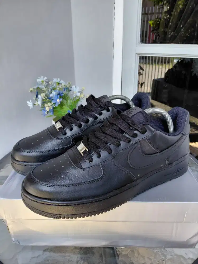 SEPATU NIK3 AF1 TRIPLE BLACK