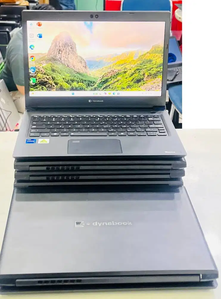 Laptop TOSHIBA TECRA A30-J Core i7 Gen11 Ram 16GB N-DC
