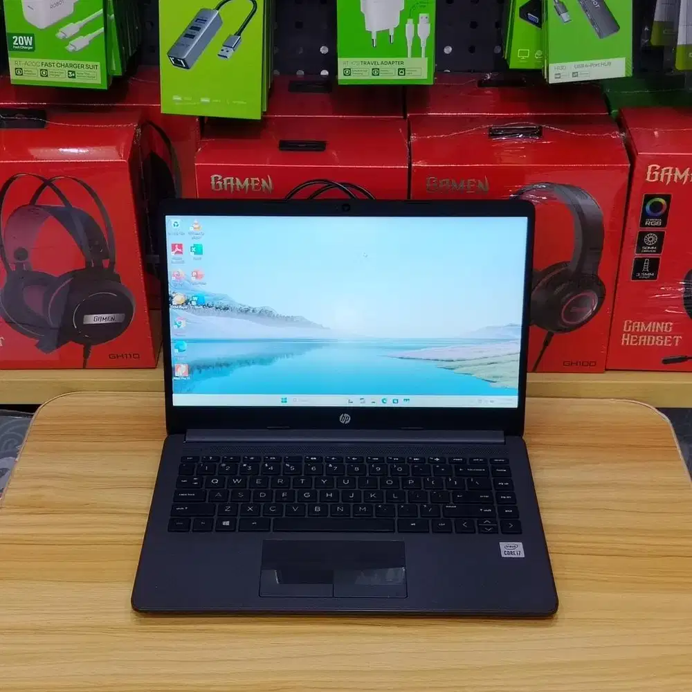 Dijual Laptop HP 240 C8 G8 corei7 Gen10 Ram 16GB SSD 512GB  Radeon 530