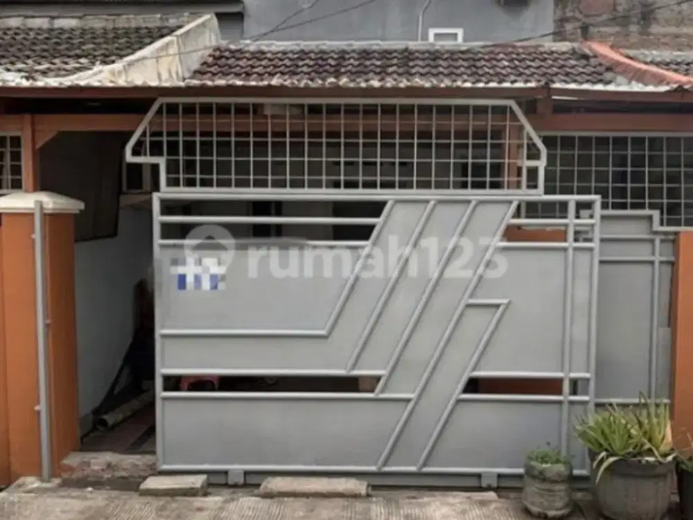 Rumah Minimalis Semi Furnished – Poris Indah, Cipondoh