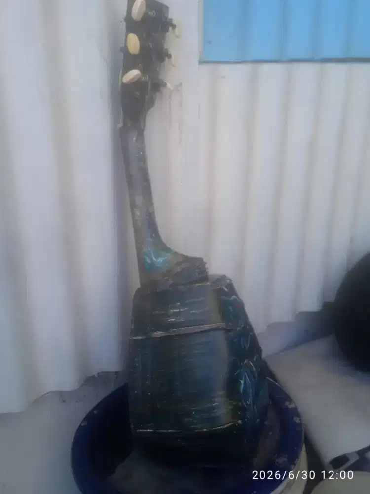 Barang koleksi Gitar Cukulele