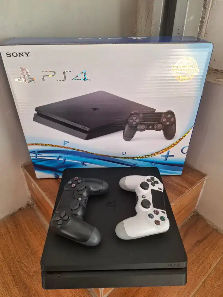 PS4 SLIM 500GB VERSI ORIGINAL SONY PLAYSTATION GAME PS 4