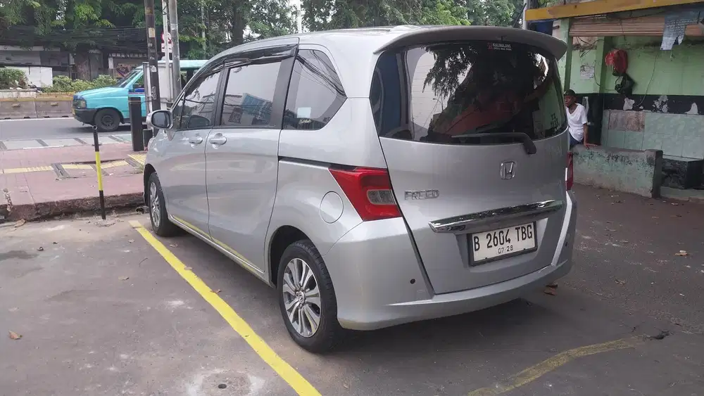 Honda Freed 2013 Bensin