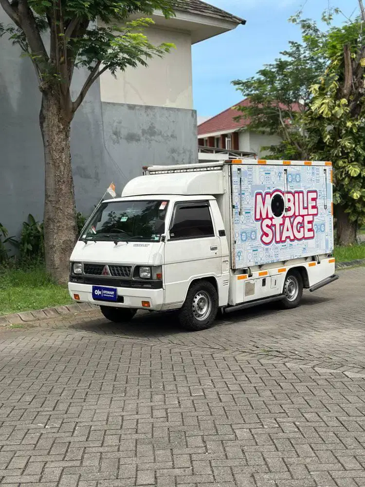 MITSUBISHI 2019 L300 BOX 2,5 M/T PUTIH MURAH MOBIL1717 JEMURSARI
