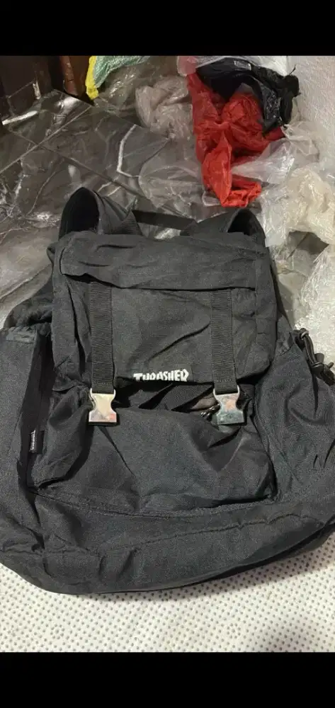 Tas Thrasher magazine campus