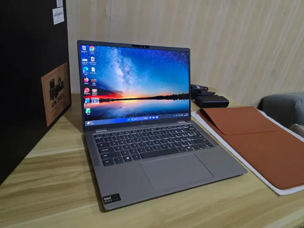 Laptop Dell Latitude 7450 Ultra 7 Ram 32gb ssd 1 TB Touch mrp macbook