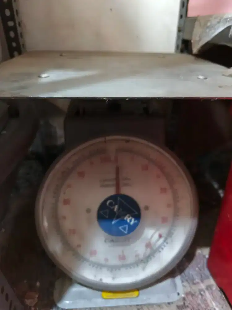 Timbangan 100kg mulus jarang dipake