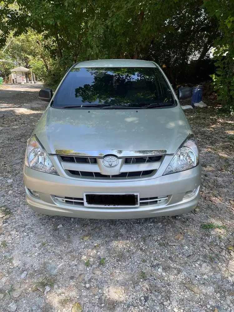 Toyota Kijang Innova G 2.0 MT (2004)