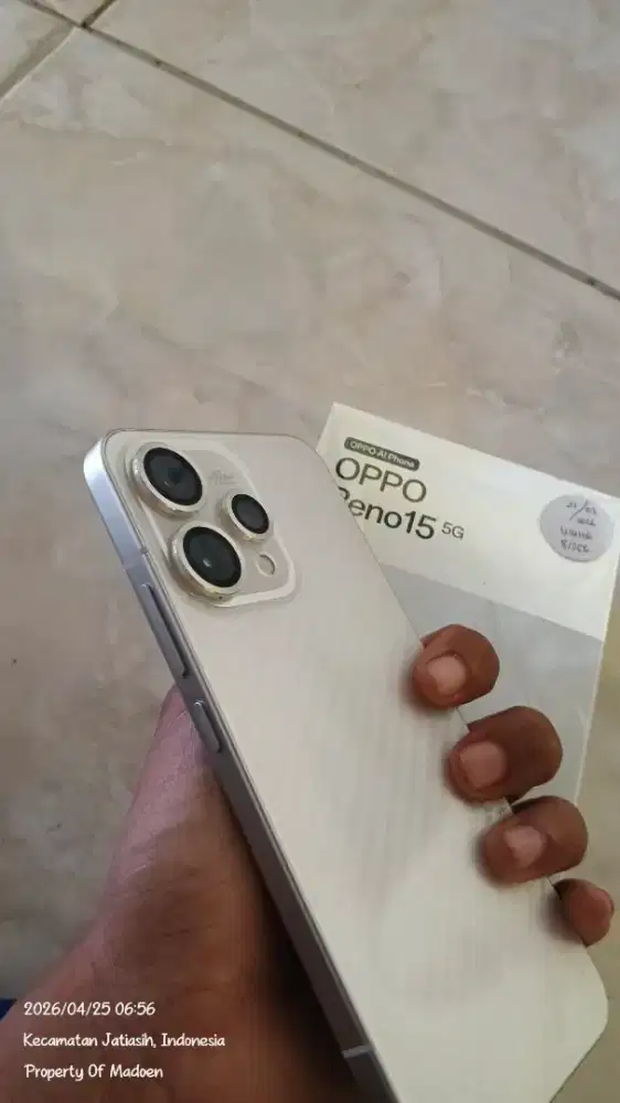 OPPO RENO 15 5G 8/256 PUTIH