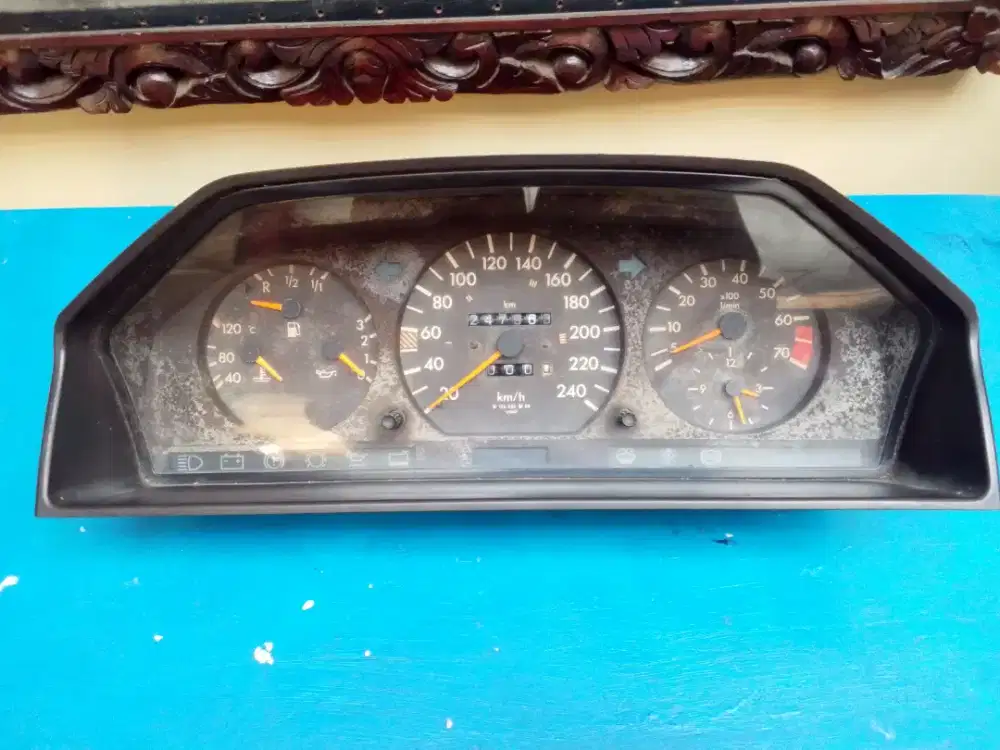 Speedometer mercy
