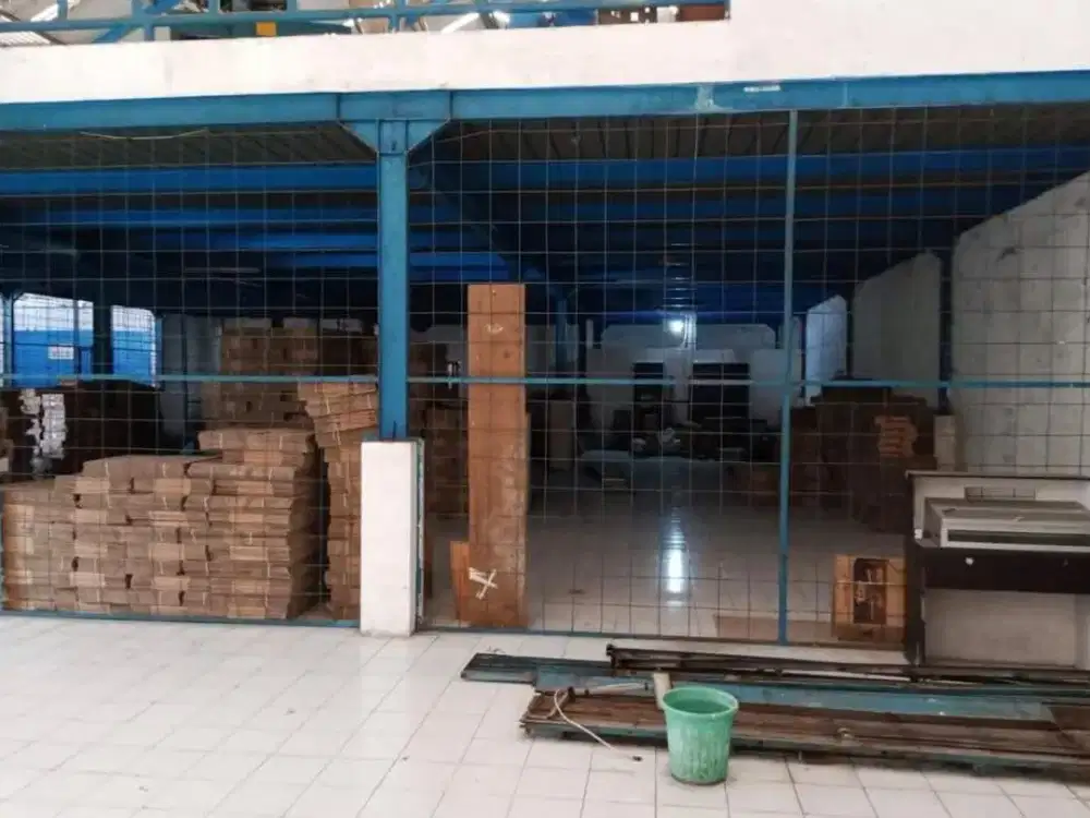 Gudang Ex Pabrik Snack Singosari Malang