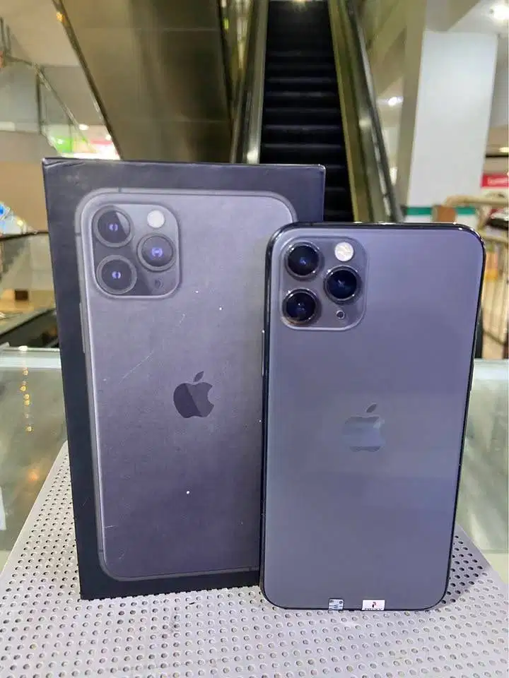 Second IPHONE 11 PRO 256gb GREY all operator Welljoss