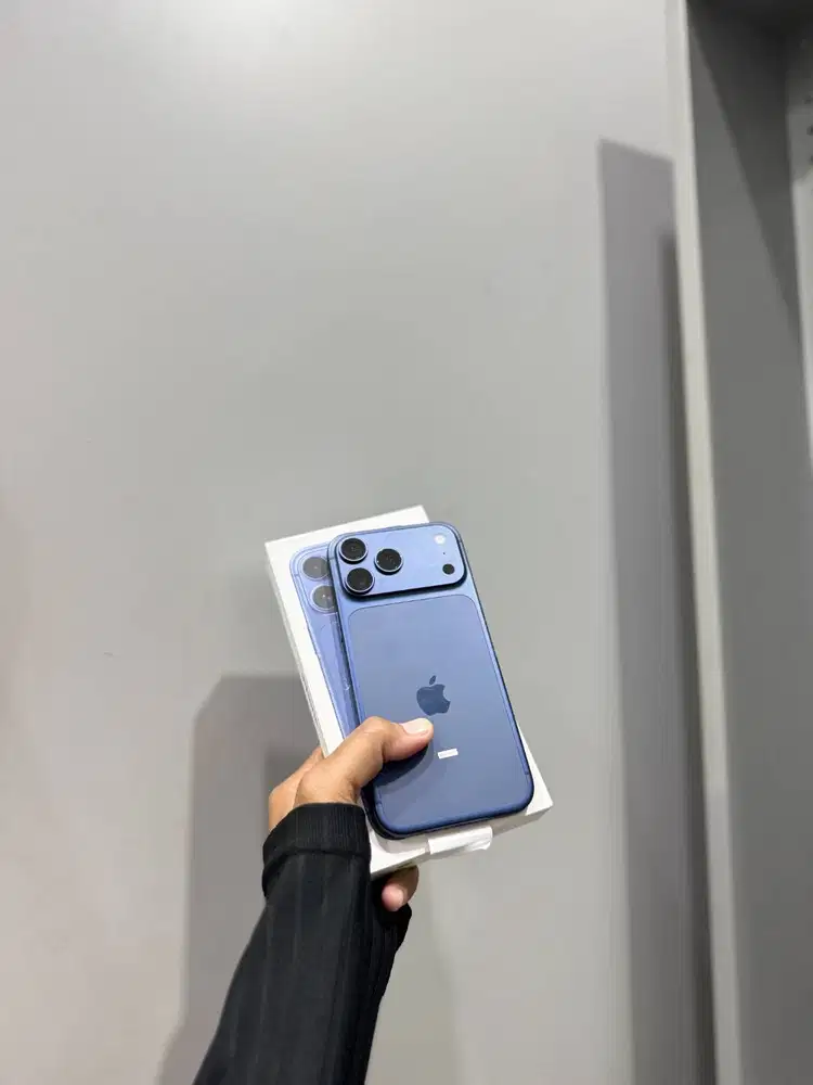 IPHONE 17 PRO MAX 256GB SECOND RESMI IBOX FULLSET ORI