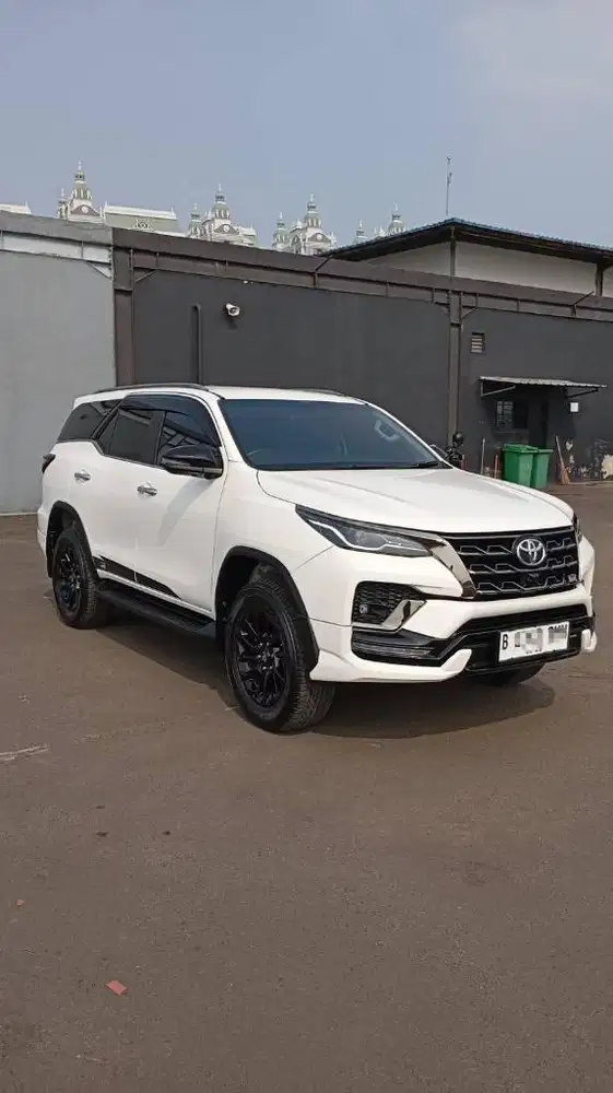 Toyota Fortuner VRZ GR 28L GR 2.8L 2.8L GR