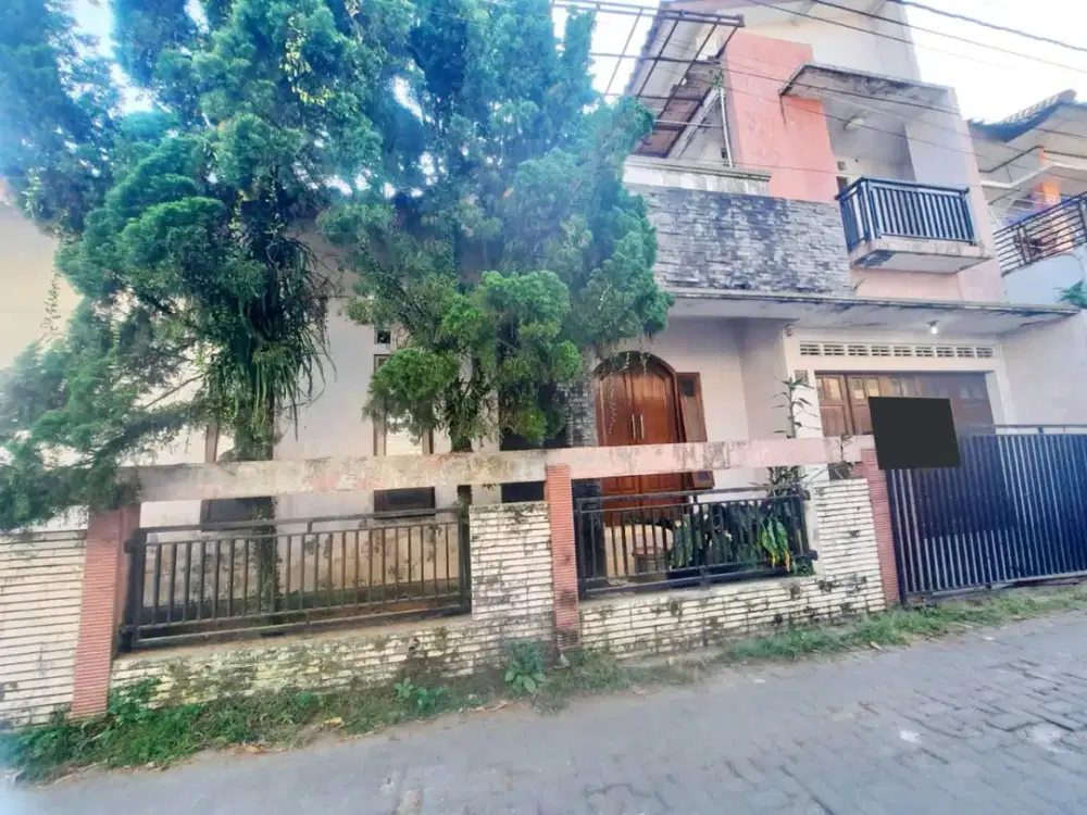 LEMPONGSARI Rumah Hook 2 Lantai 5KT Dekat UGM, Ringroad Utara, Jl Palagan, Monjali, Al Azhar, Taruna Al Quran, Montessori School, UTY MMTC, Tol Toll