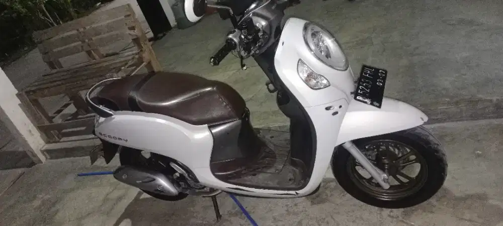 Scoopy Prestige 2022