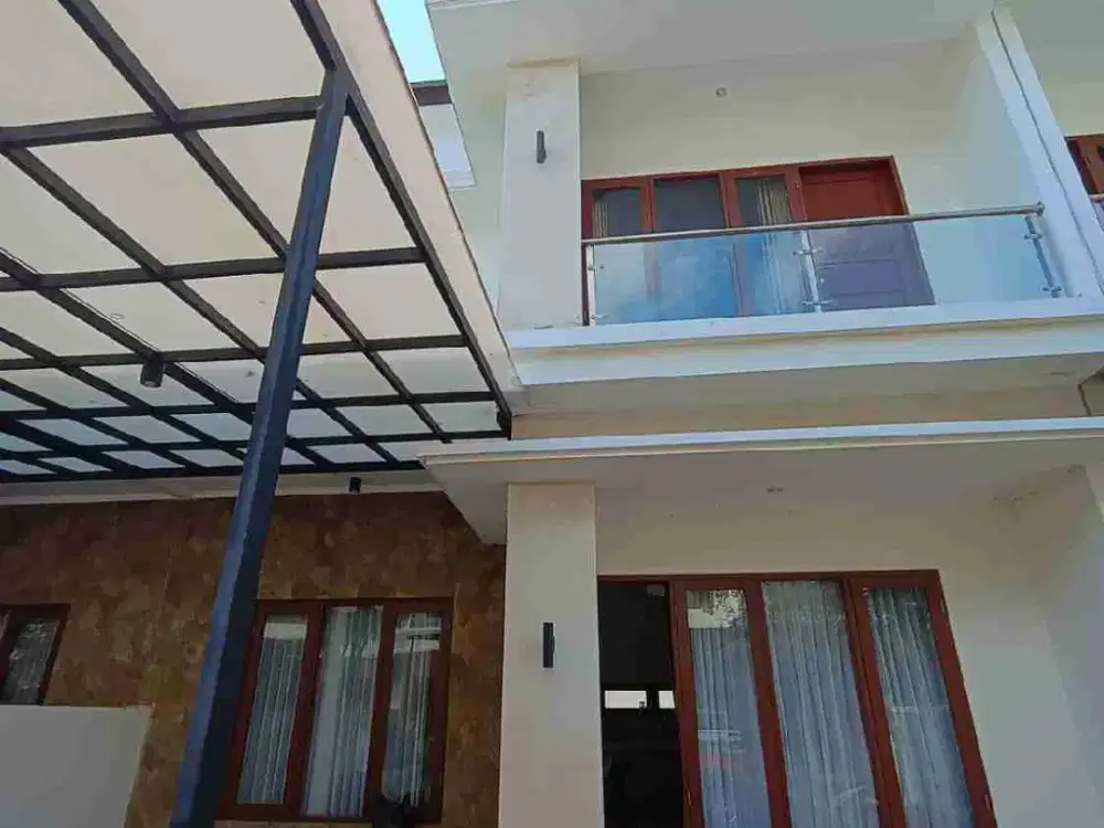 Disewakan rumah nyaman di Taman Seminyak suites.