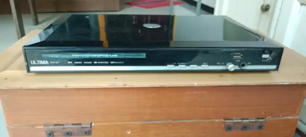 Di jual dvd merk ultima remot tidak ada gambar suara jos oke