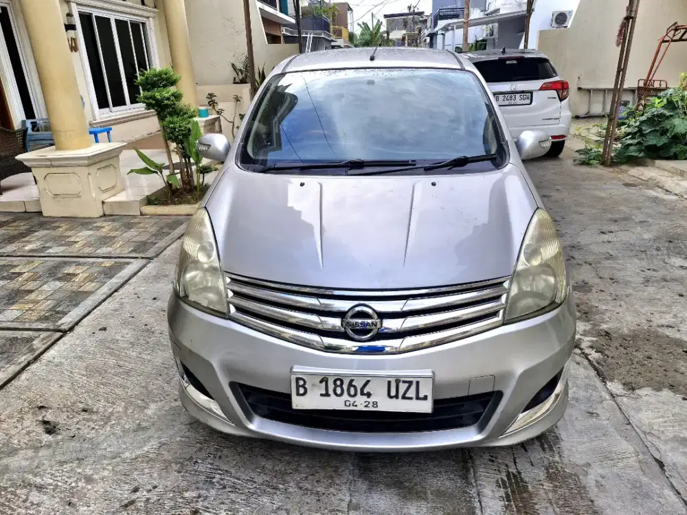Nissan Grand Livina Ultimate