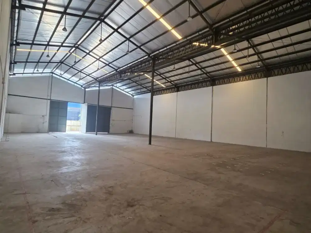 Disewakan Gudang Kosambi Permai – Gabungan 2 Unit | Strategis untuk Logistik & Distribusi