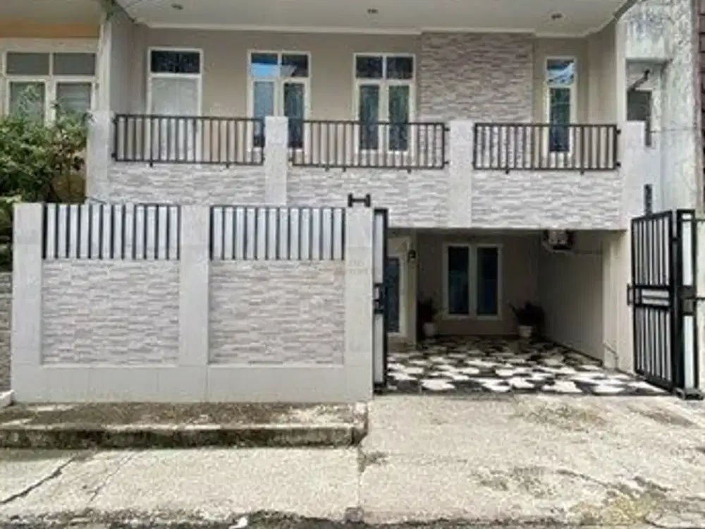 Strategis Shm! Nego sampai deal Dijual Rumah Mewah Mangga Dua 3,5 Lantai bersih terawat di Mangga Dua, Sawah Besar, Jakarta Pusat