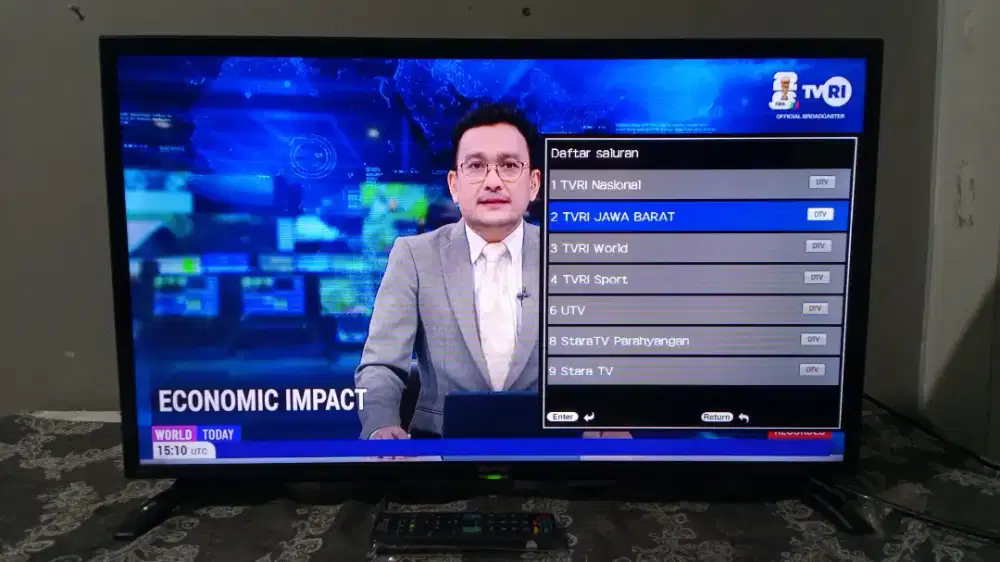 Tv led Sharp digital tv 32inchi likenew