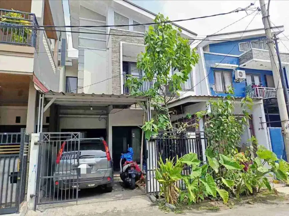 Di jual rumah 2 lantai dalam cluster cakung