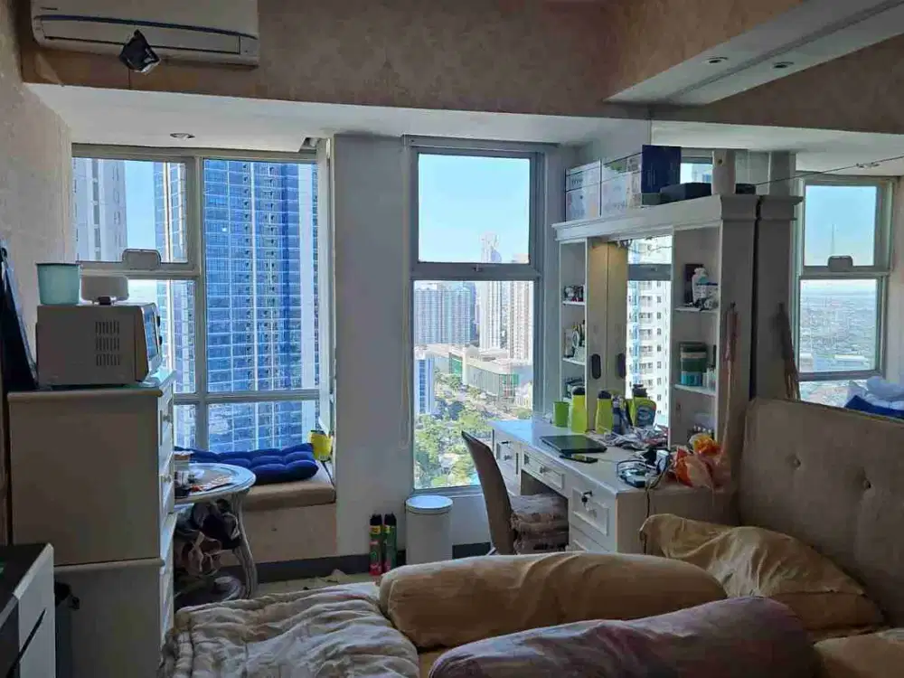 disewakan apartement Anderson studio full furnish ada kasur AC lemgkap
