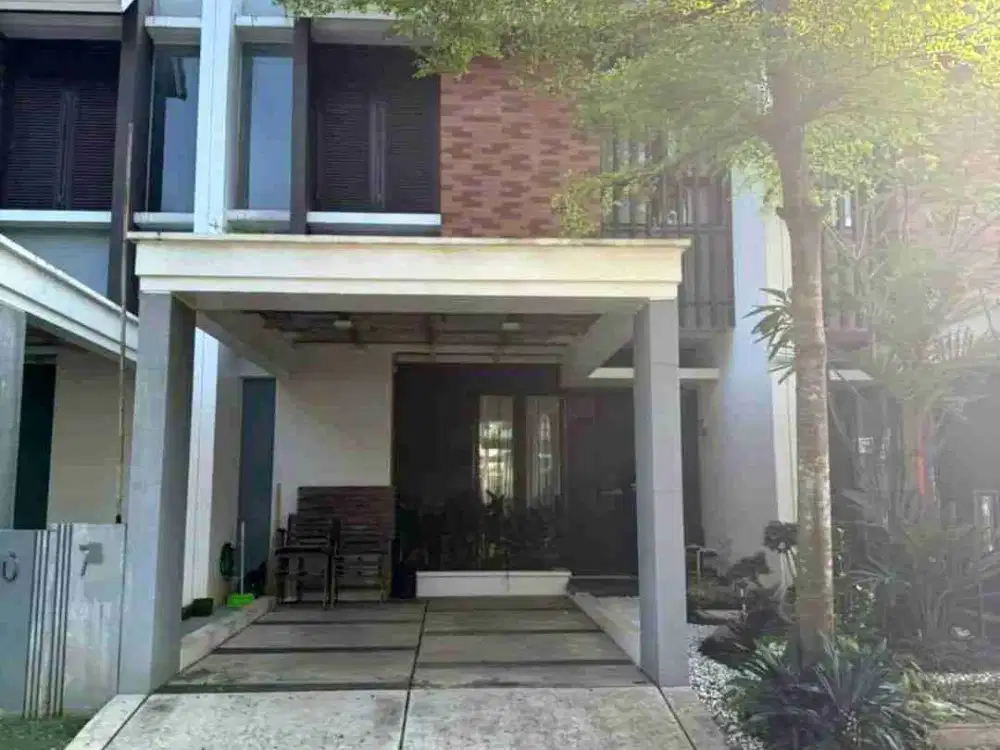 Jual rumah atap bajaringan minimalis modern style. Cimanggis Golf Estate Depok.