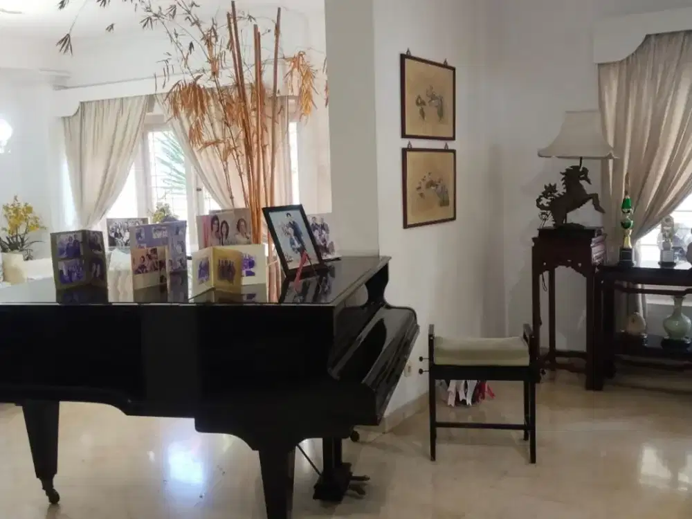 RUMAH PUSAT KOTA SURABAYA TRUNOJOYO
