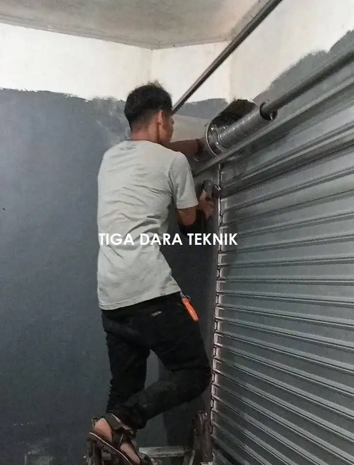Kontraktor Rolling Door – Harga Murah & Bergaransi Bandung Cimahi