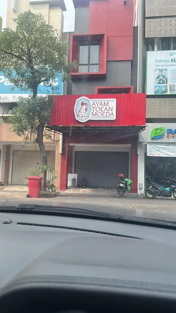 Kasir / Server / Tukang Masak