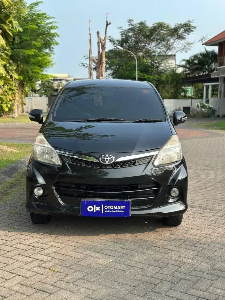 TOYOTA 2013 VELLOZ 1.5 AT HITAM
JL.RAYA KENJERAN286 OTOMART286