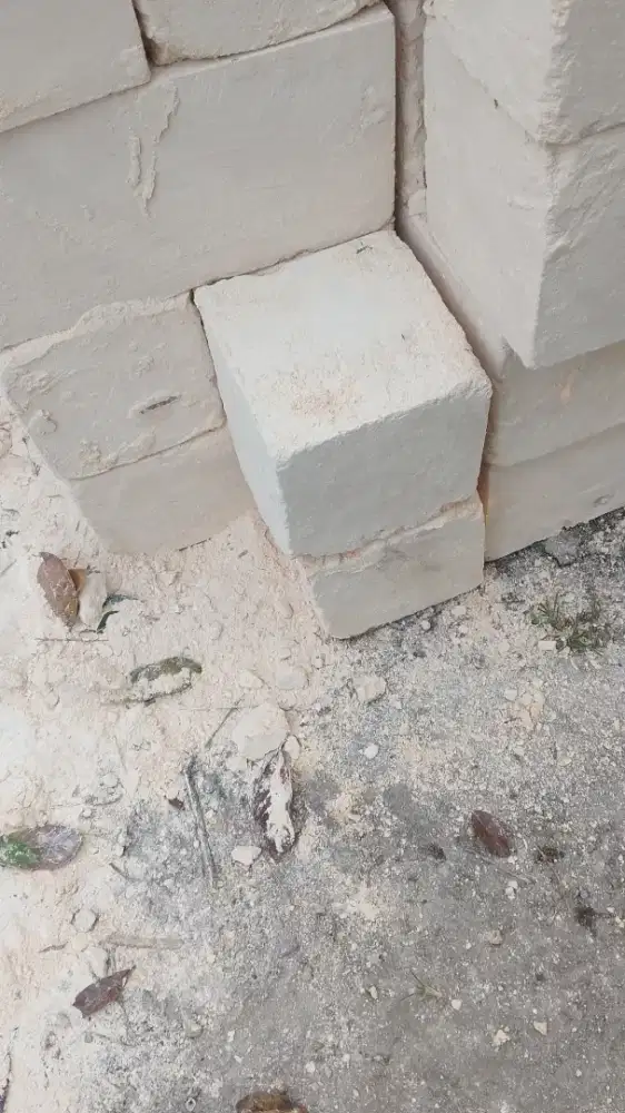 Batu kumbung buat pondasi