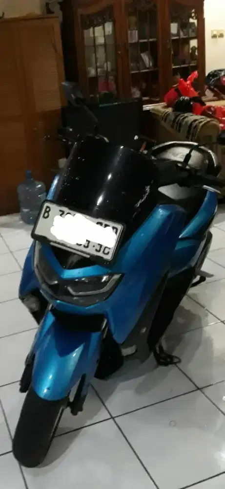 Yamaha nmax v2 2020 warna biru