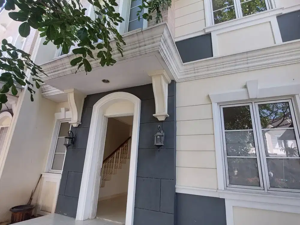Jual Cepat Rumah Boulevard di Vanya Park Azura BSD City Tangerang