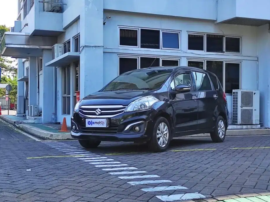 Suzuki Ertiga 1.4 GX Bensin-AT Automatic-2017