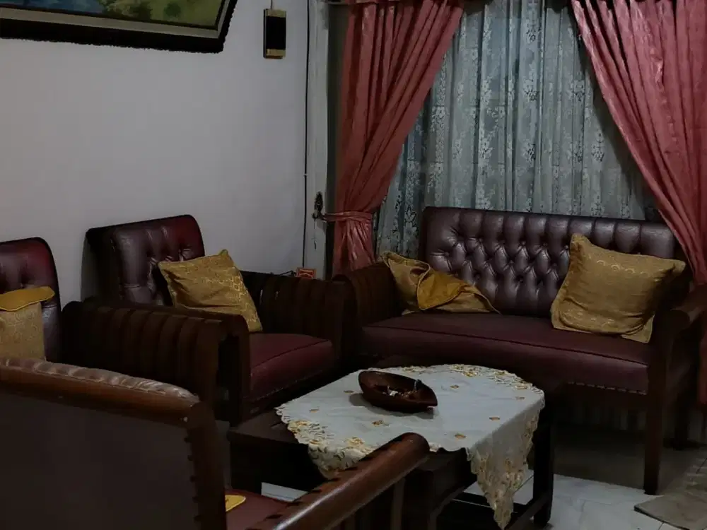 Dijual Rumah Bagus 2 Lantai di Cimone Permai Kota Tangerang
