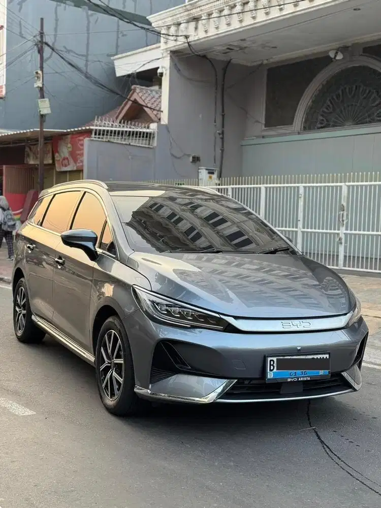 Km 4ribu 320jt cash BYD M6 SUPERIOR 2024