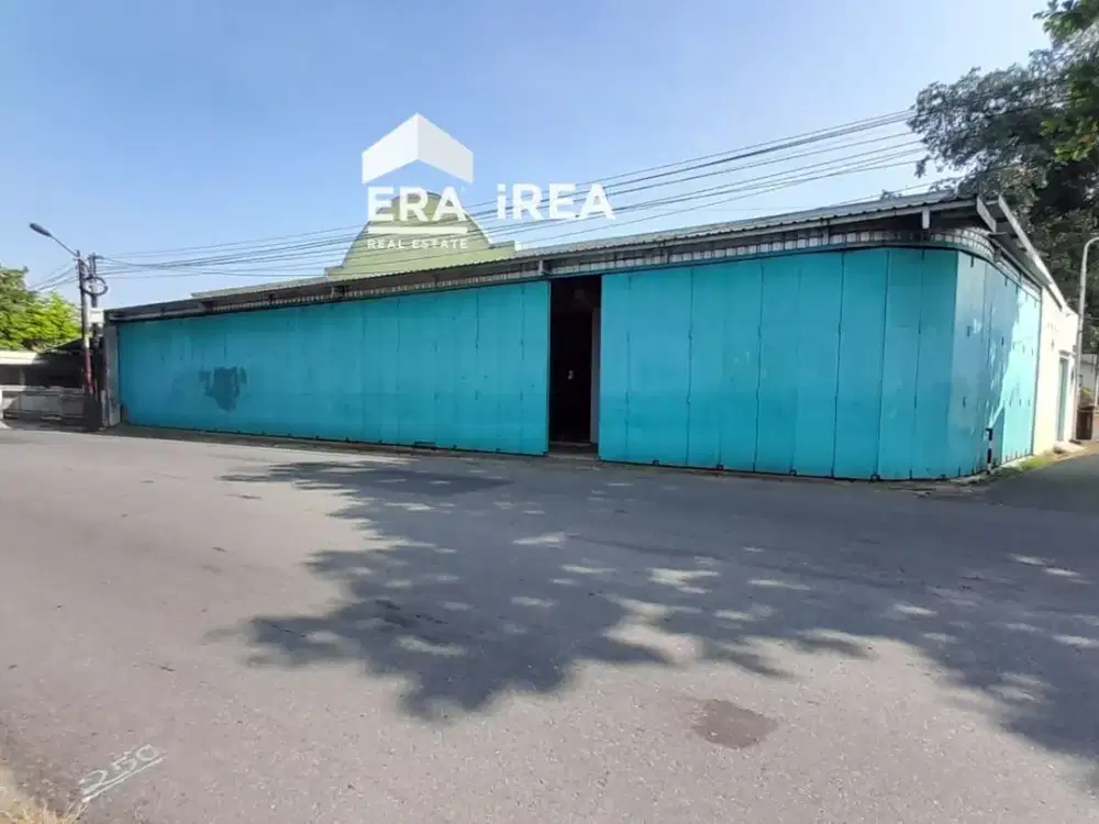 RUANG USAHA DISEWAKAN DEKAT PASAR MEBEL SOLO